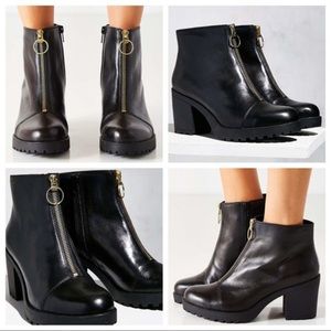 Vagabond Grace front zip chunky boots